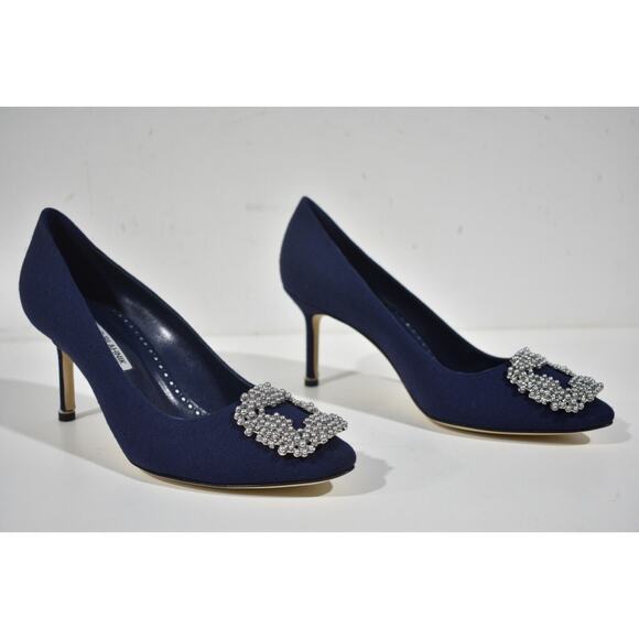 Manolo Blahnik Hangisi 70 Navy Blue Linen Pearl Jewel Buckle Low Heel Pump 39 - Picture 6 of 12